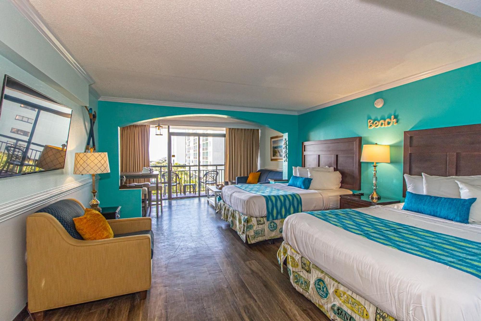 Oversized Ocean View Queen Suite With Beautiful Fireplace And Accents - Sleeps 4 Guests! マートルビーチ 部屋 写真